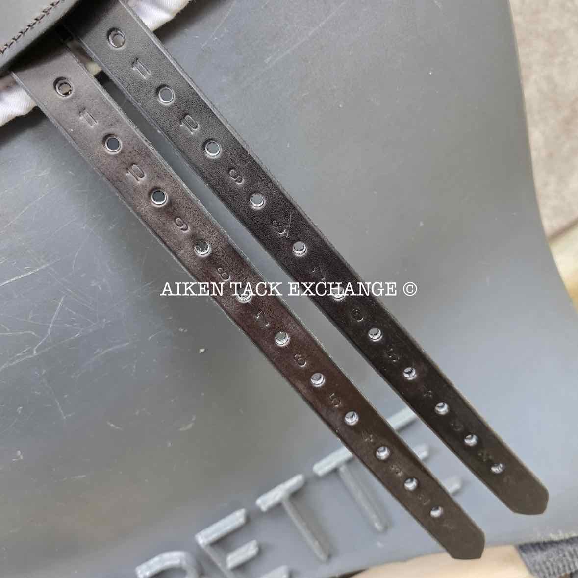 2017 Stubben Zaria Optimum Deluxe Monoflap Jump Saddle, 17.5" Seat, 29cm - Medium, Wool Flocked Panels