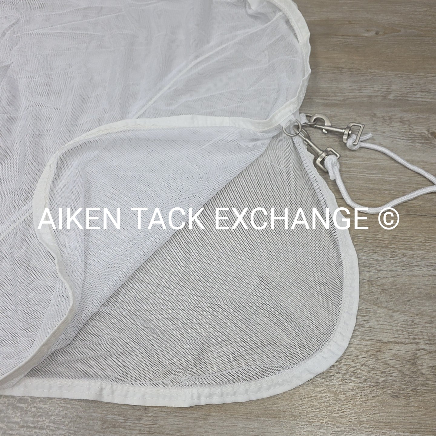 Fenwick Equestrian BodyGuard Mesh Cooler, White (has some marks) 62"