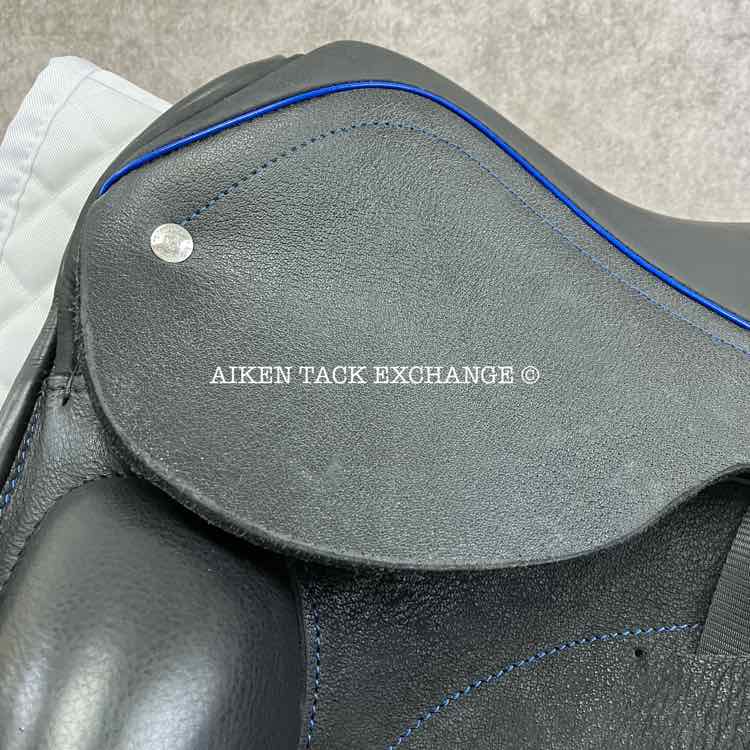 2023 Custom Saddlery Everest Monoflap Dressage Saddle, 18" Seat, Adjustable Tree, Wool Flocked Panels