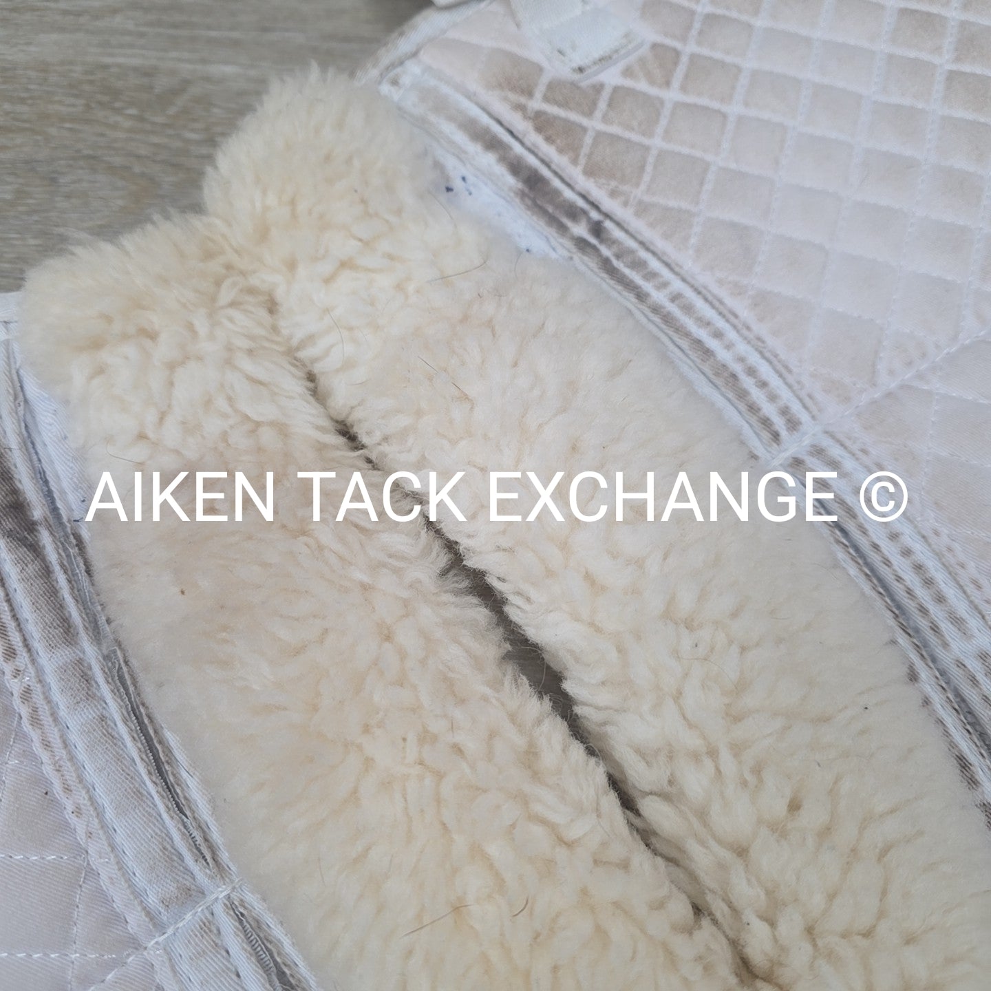Total Saddle Fit 6 Point Sheepskin Half Pad with Wither Freedom, Size S / M