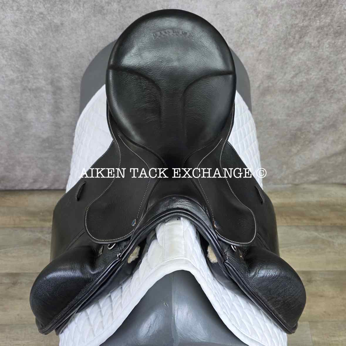 2015 Stubben Genesis Deluxe CL NT Dressage Saddle, 17.5" Seat with Biomex, 28cm Tree - Medium Narrow, Wool Flocked Panels
