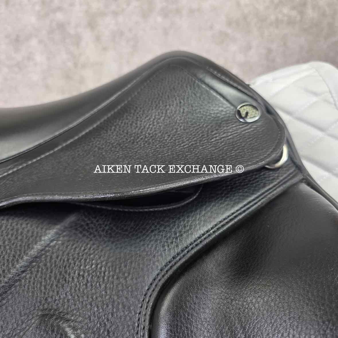 2023 Morgenroth Orpheu Dressage Saddle, 17" Seat, M/MW Tree, Wool Flocked Panels