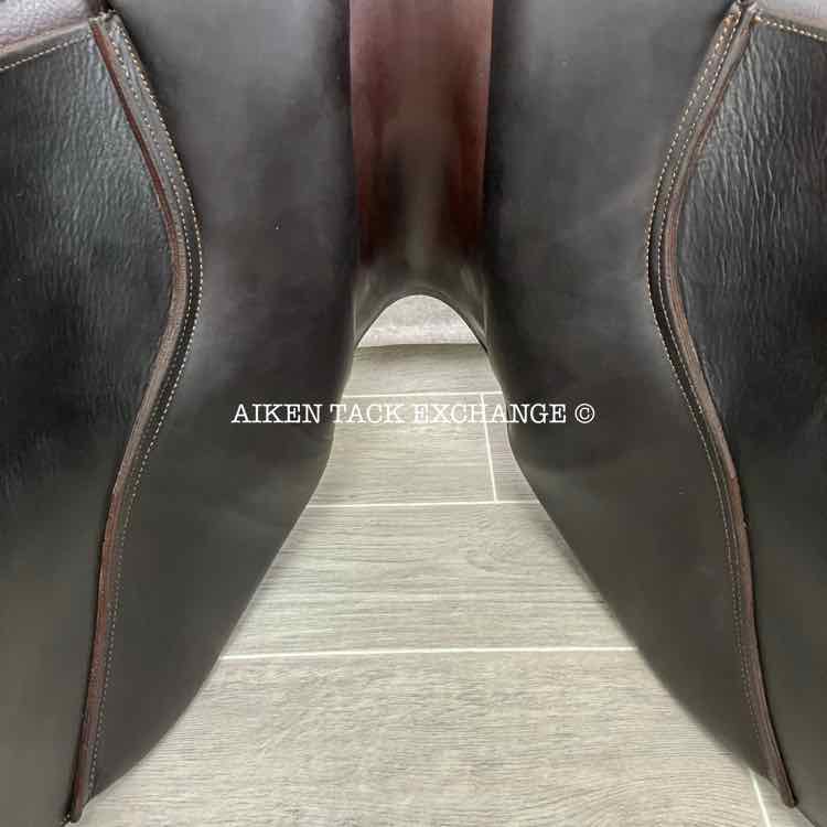 2016 CWD SE29 2GS Close Contact Jump Saddle, 17.5" Seat - S2, 4C Flap, Dynamik Flex Tree - MW, Foam Panels, Full Buffalo Leather