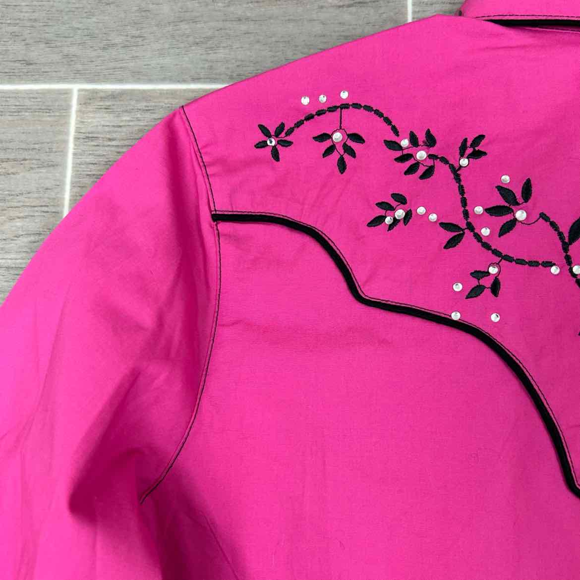 Wrangler Long Sleeve Snap Top, Size Large
