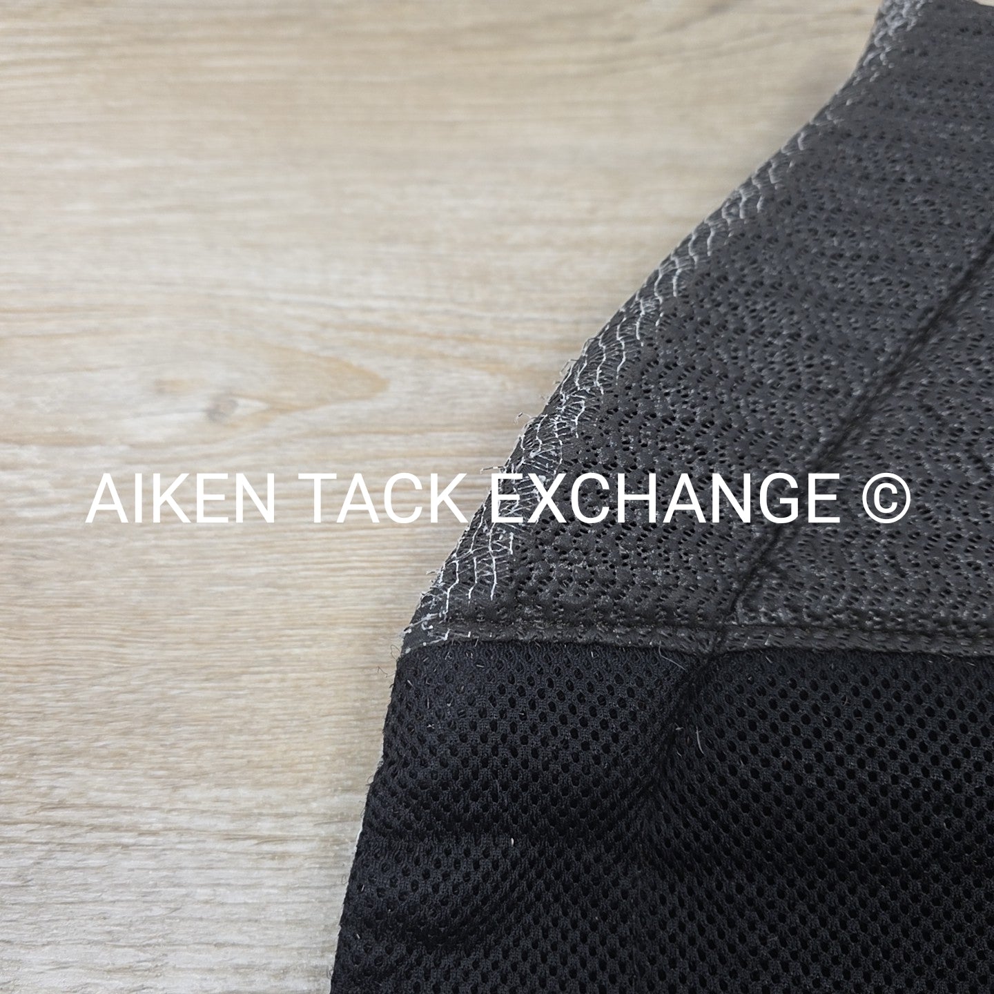 EcoGold Secure XC Saddle Pad (has blemishes)