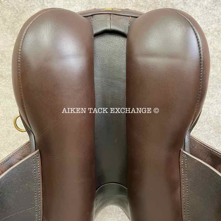 **SOLD** 2008 Pessoa Legacy XP Close Contact Jump Saddle, 17.5" Seat, Adjustable Tree - XCH Changeable Gullet, Wool Flocked Panels