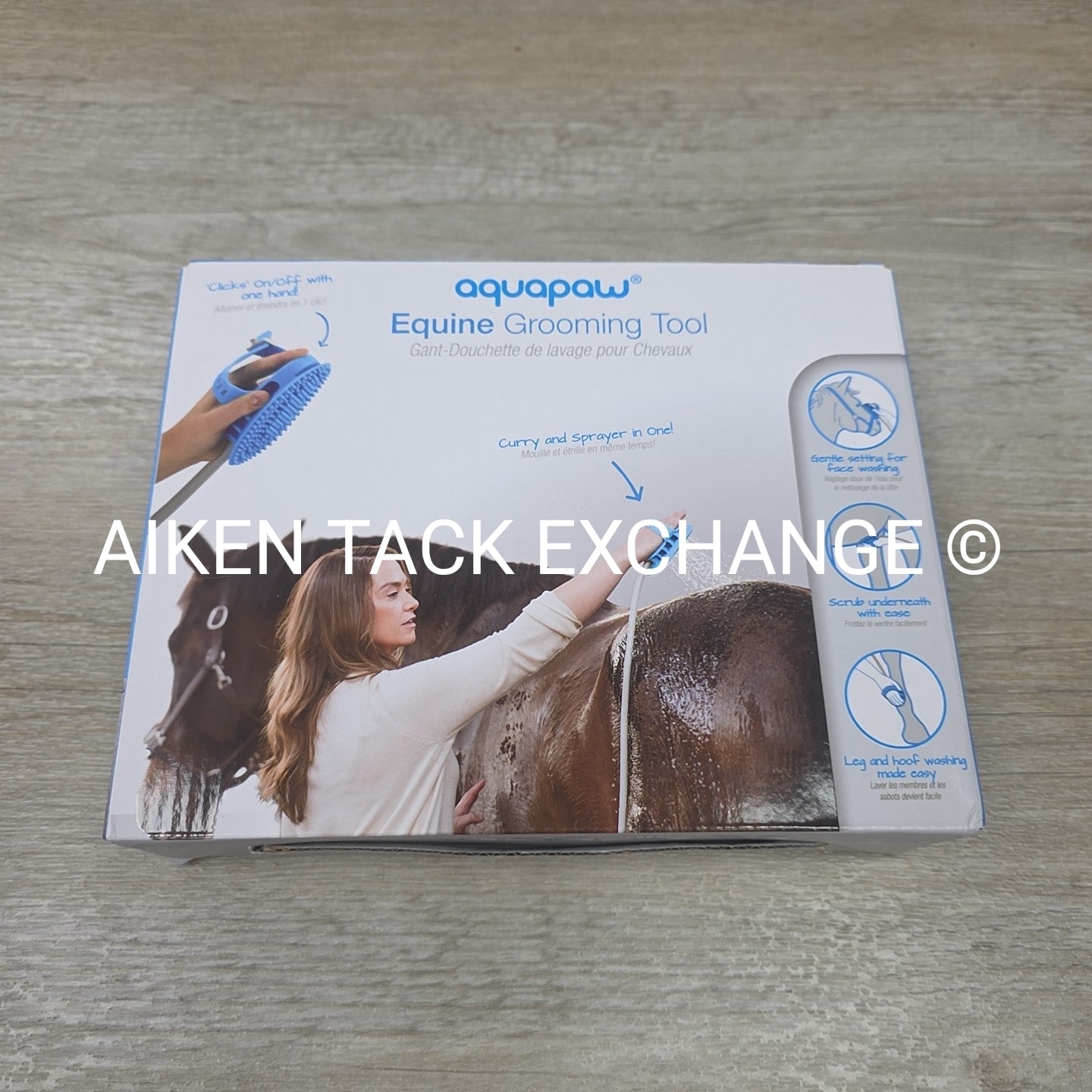 Aquapaw Equine Grooming Tool