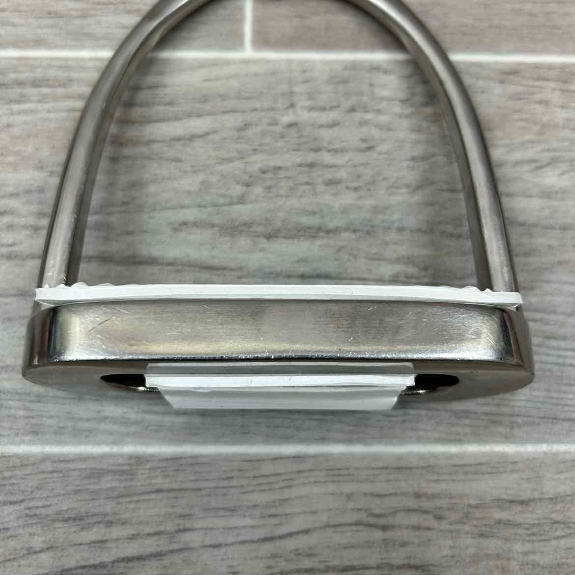 Fillis Stirrup Irons 4.25"