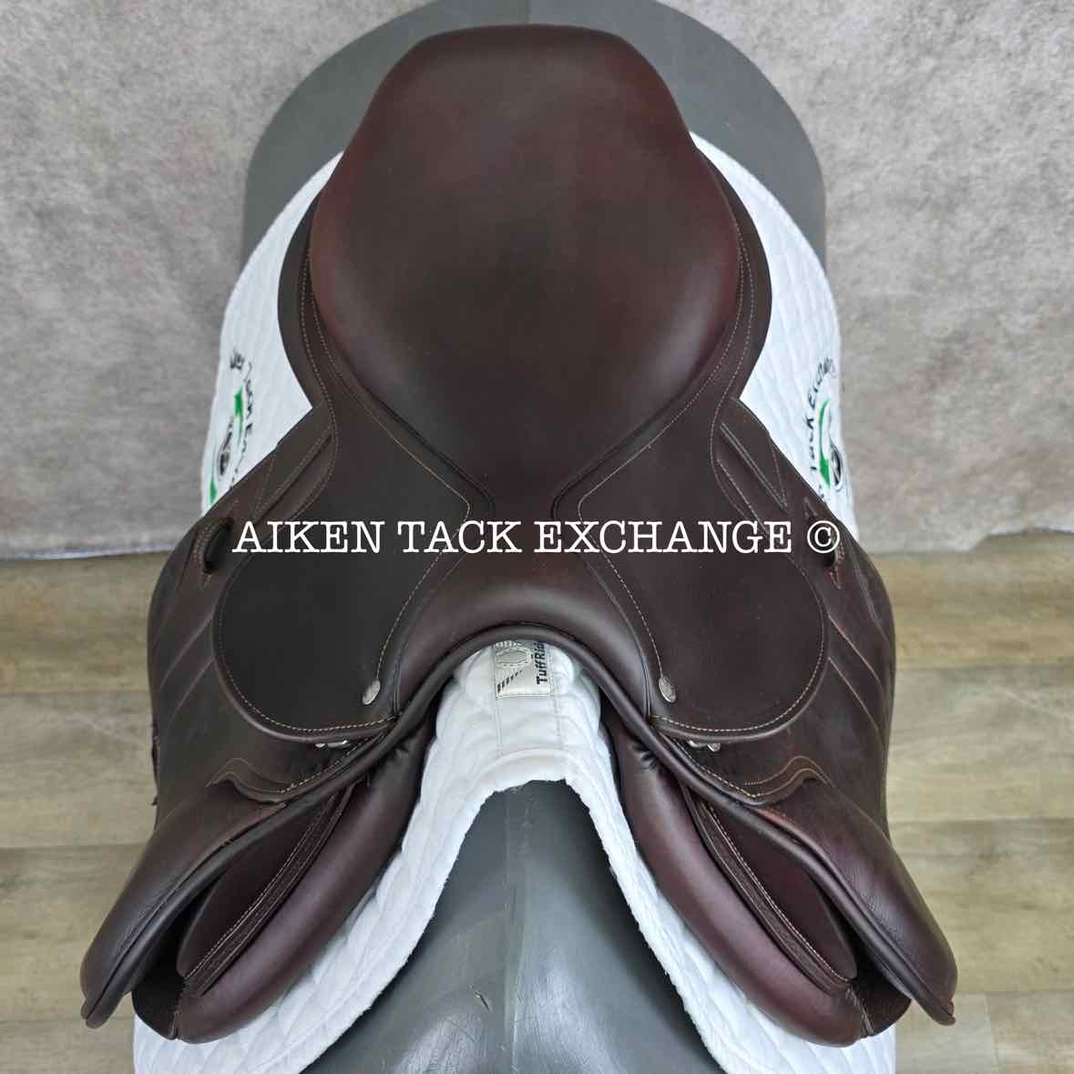**SOLD** 2015 CWD SE01 Close Contact Jump Saddle, 17" Seat, 1L Flap, Medium Tree, Foam Panels, Full Buffalo Leather
