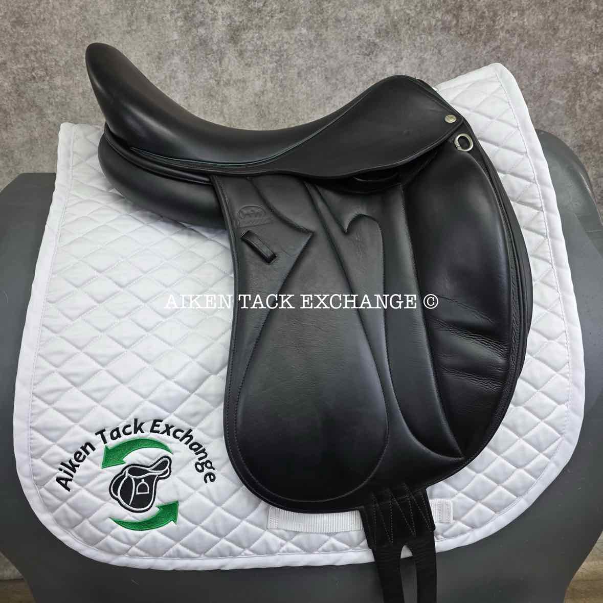 **On Trial** 2013 Devoucoux Makila Monoflap Dressage Saddle, 18" Seat, 3A Flap, M/MW Tree, Foam Panels, Full Buffalo Leather
