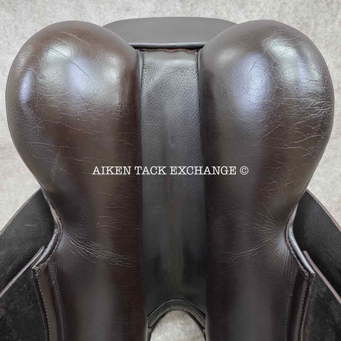 Kent & Masters Original Jump Saddle, 17.5" Seat, Adjustable Tree - Changeable Gullet, Wool Flocked Panels