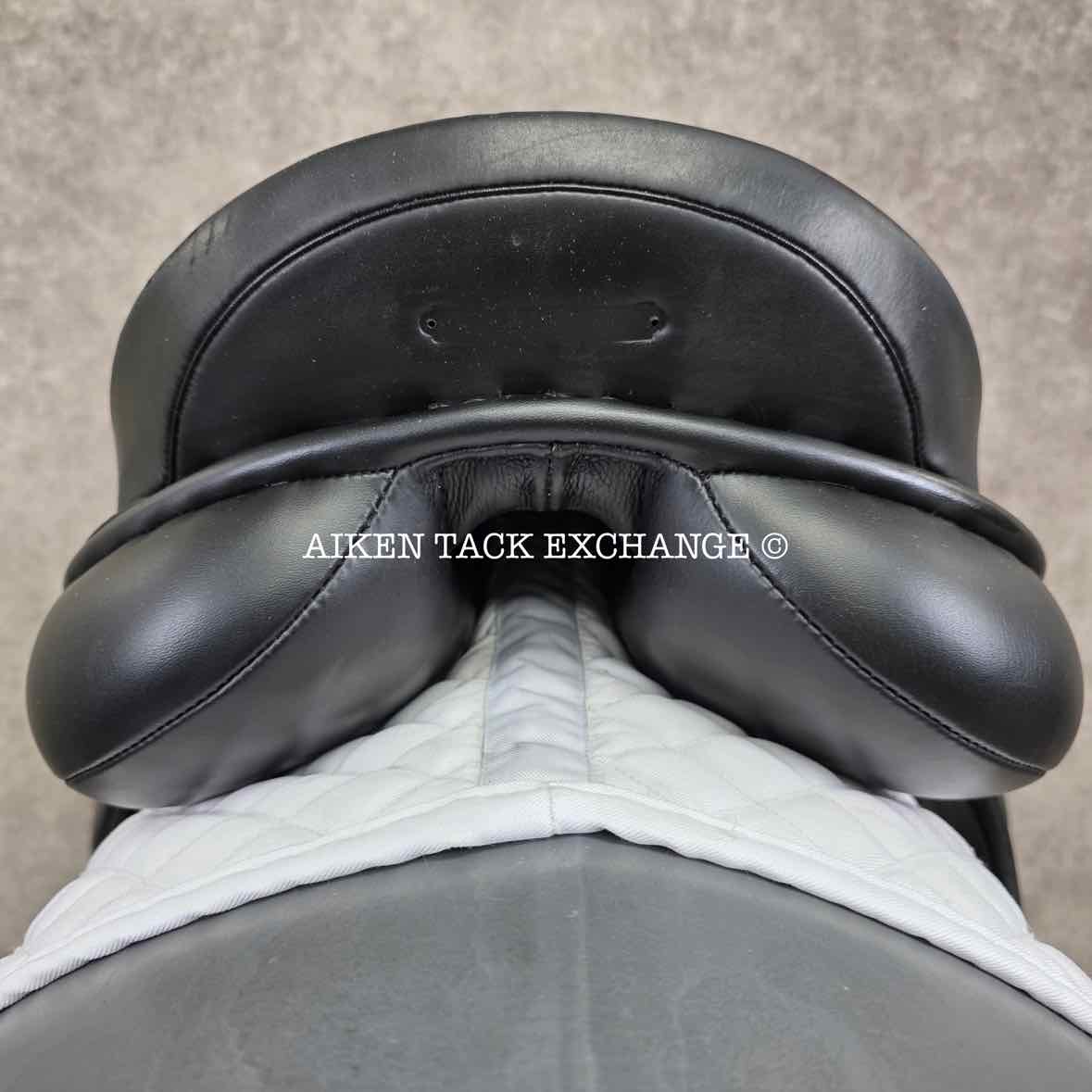 Richard Castelow Dressage Saddle, 17.5" Seat, Short Flap, Medium Wide Tree, Wool Flocked Panels