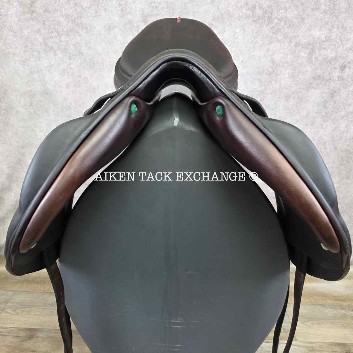 2017 Equipe Synergy Monoflap Jump Saddle, 17.5" Seat, Medium Wide Tree, Foam Panels