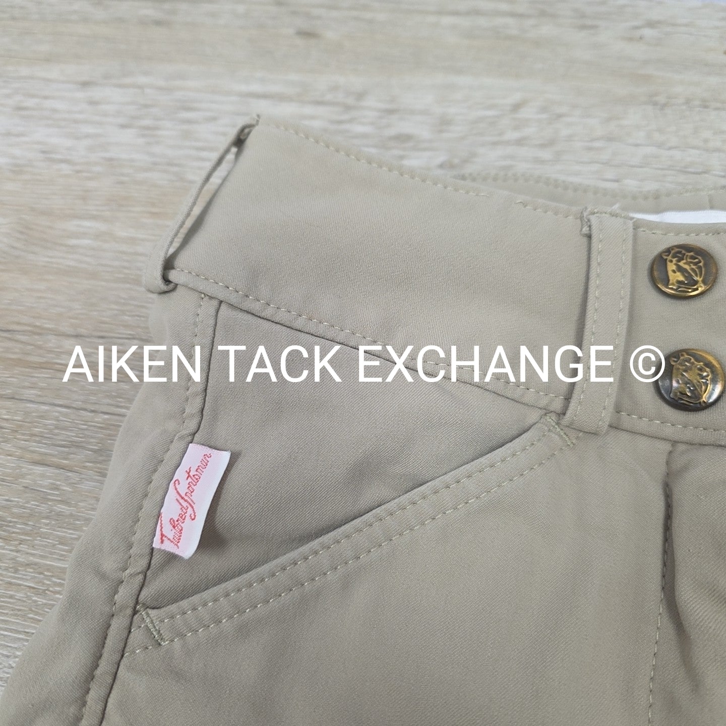 Tailored Sportsman Trophy Hunter Knee Patch Breeches, Size 8