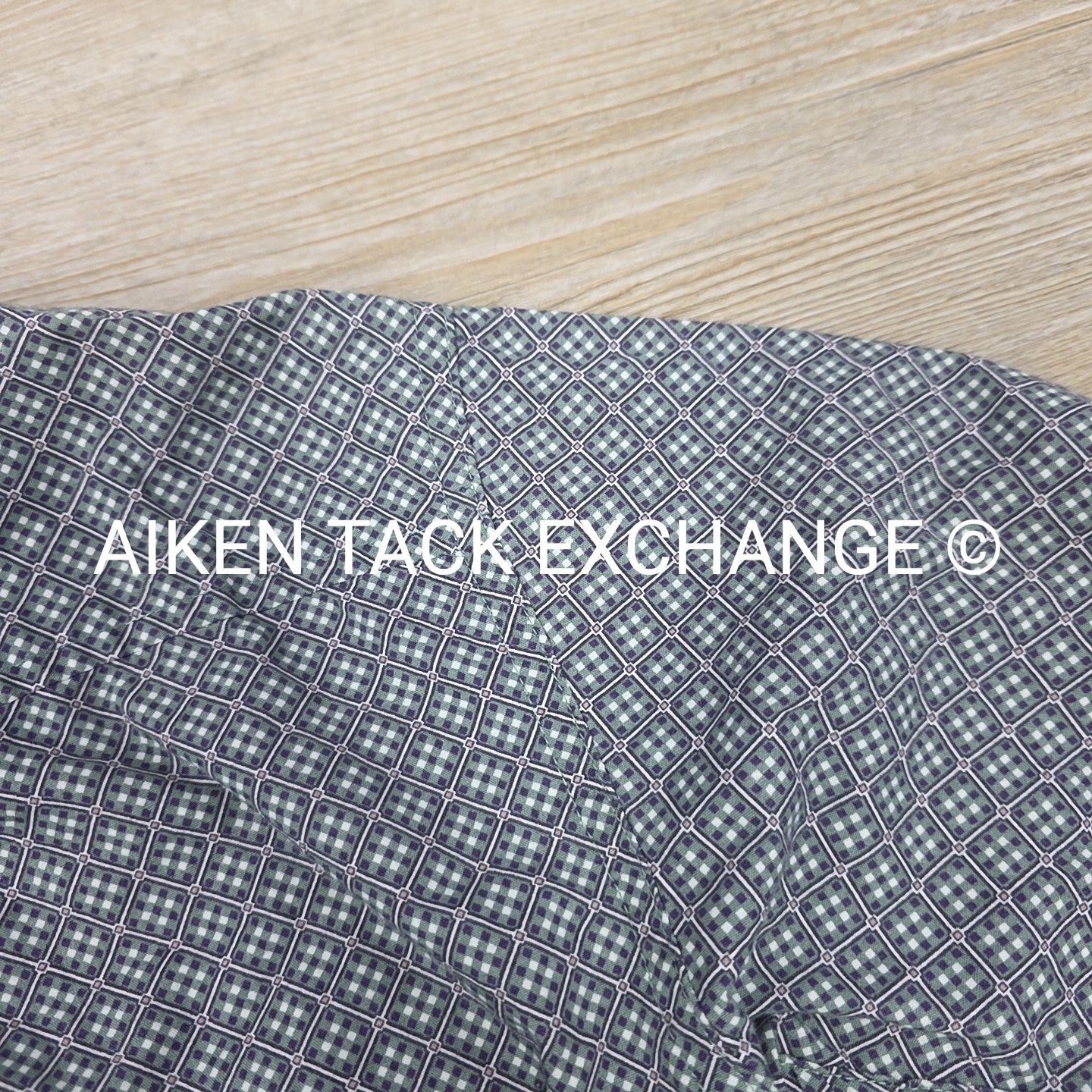 Cinch Long Sleeve Button Up Shirt, Size Small