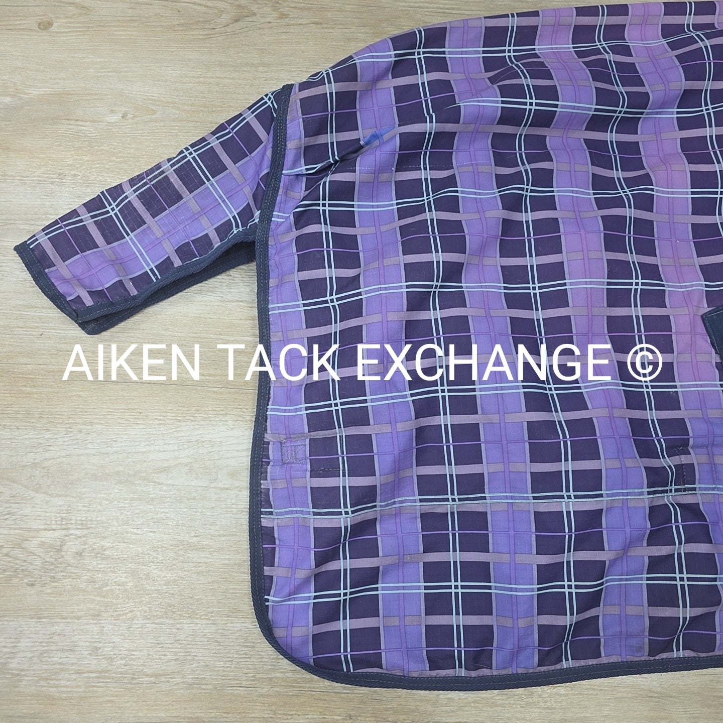 Schneiders Medium Weight Turnout Blanket, 72"