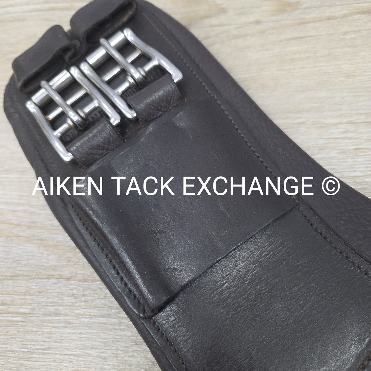 Fairfax Short Stud Guard Belly Guard Girth, Size 28" (has blemishes)