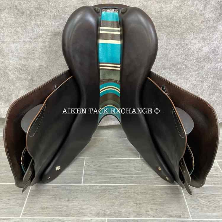 2014 Voltaire Palm Beach Close Contact Jump Saddle, 17" Seat, 1 Flap, Medium Wide Tree, FIN Panels