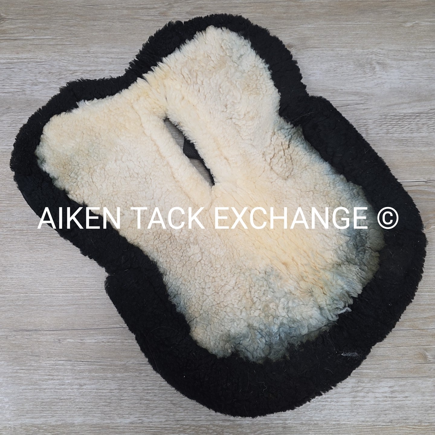 Ovation Sheepskin Wither Relief Half Pad
