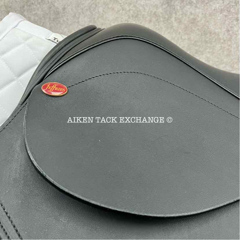 Jeffries XP GP All Purpose Jump Saddle, 17.5" Seat, Extra Wide Tree, Wool Flocked Panels