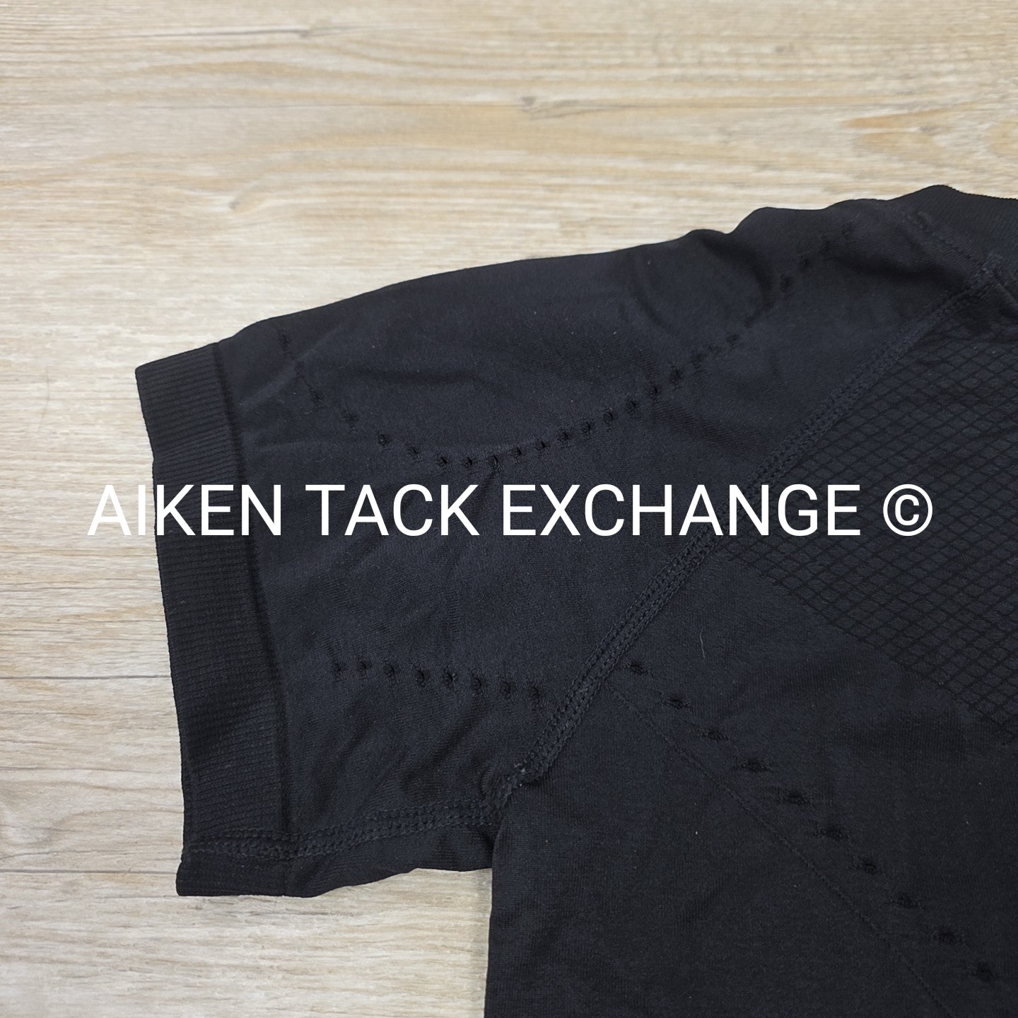 Beyond the Track Apparel Equestrian Athletic Top, Women's Small