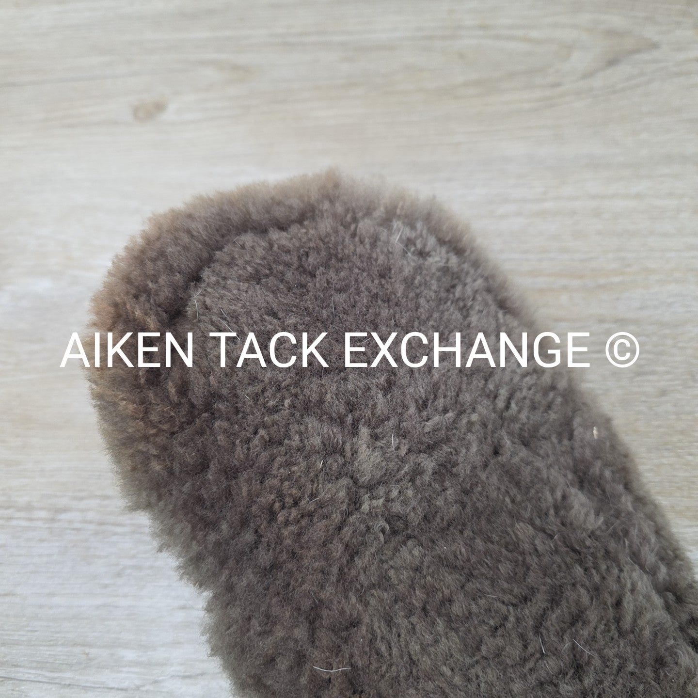 Contour Sheepskin Dressage Girth, Brown, 26"