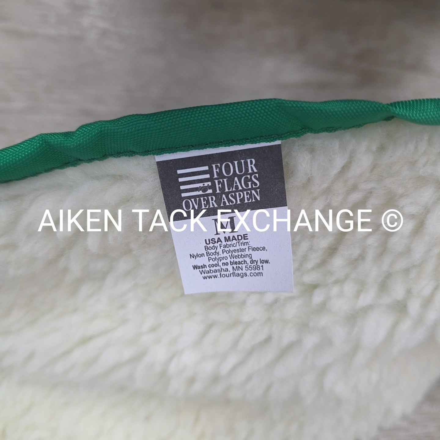 Four Flags Over Aspen Soft Quick Lift for Pets, Medium (up to 60 lbs.)