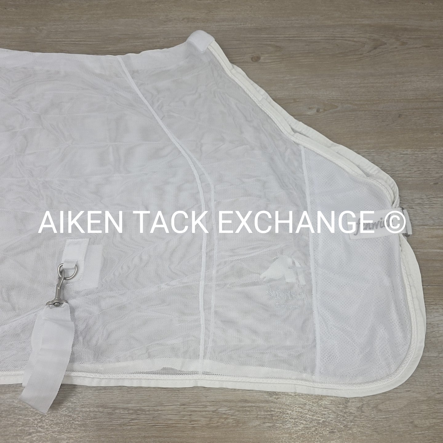 Fenwick Equestrian BodyGuard Mesh Cooler, White (has some marks) 60"