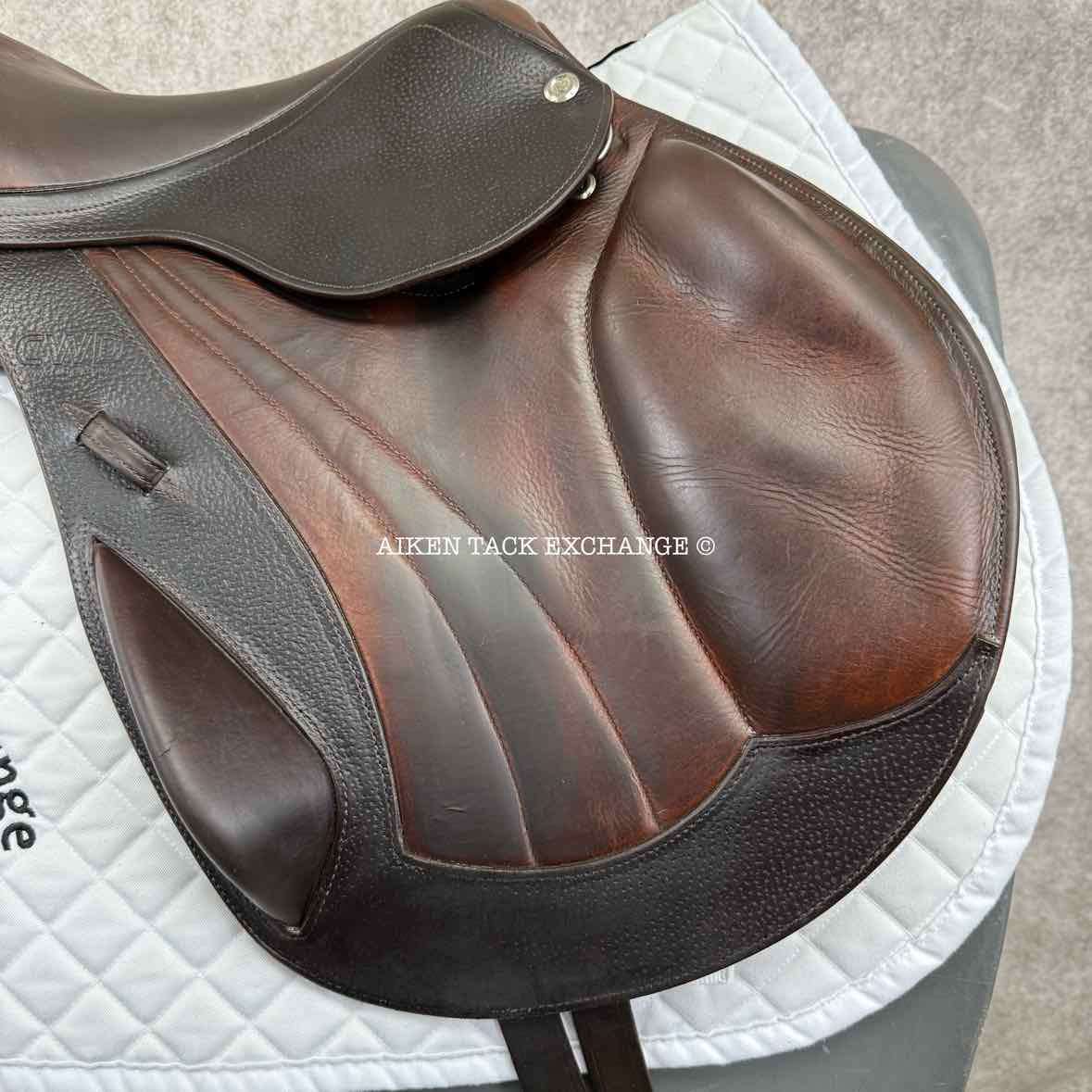 2018 CWD SE04 Monoflap Jump Saddle, 17" Seat, 2A Flap, Medium Tree, Foam Panels