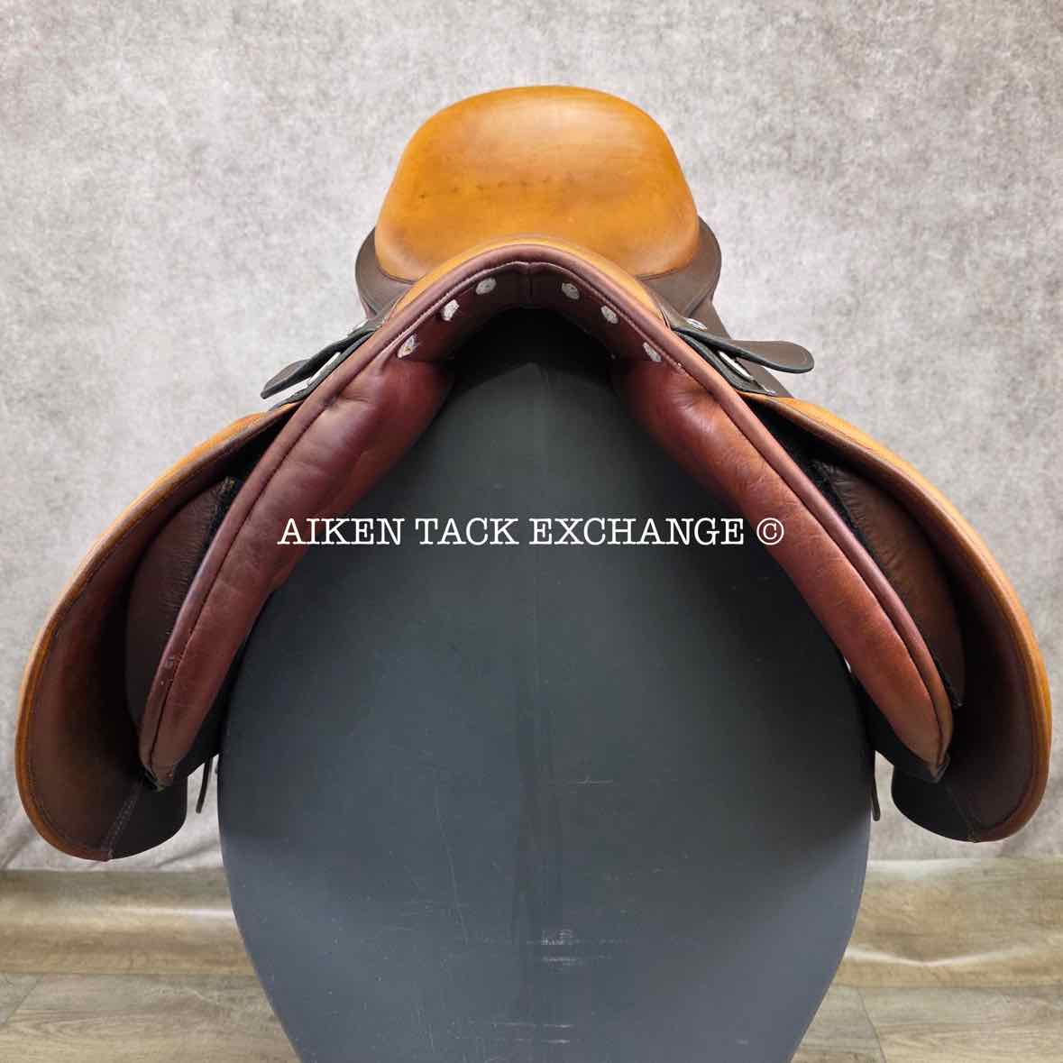 **SOLD** Balance by Frank Baines Jump Saddle, 17" Seat, X-Wide Hoop Tree, Wool Flocked Panels