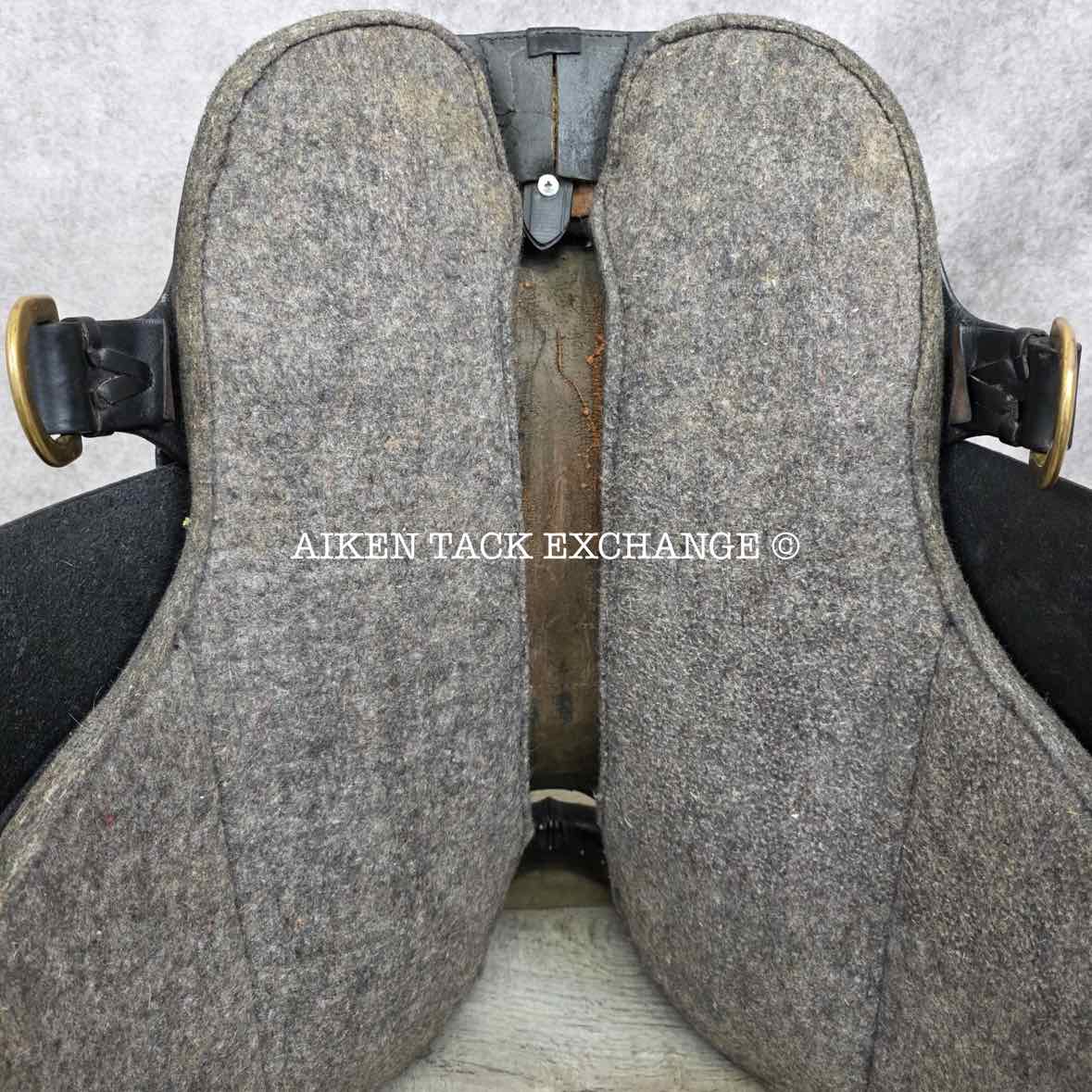 2003 Tucker 136 River Plantation Endurance Saddle, 17" Seat, Medium Tree
