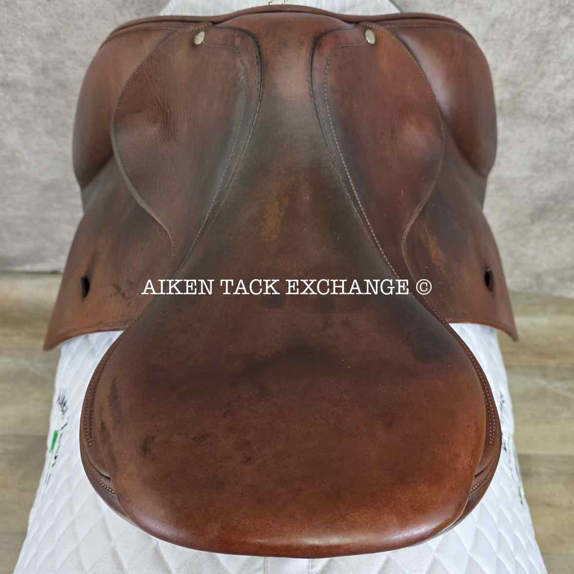 2005 Antares Close Contact Jump Saddle, 17.5" Seat - 3 Flap, Medium Wide Tree, Foam Panels, Full Buffalo Leather