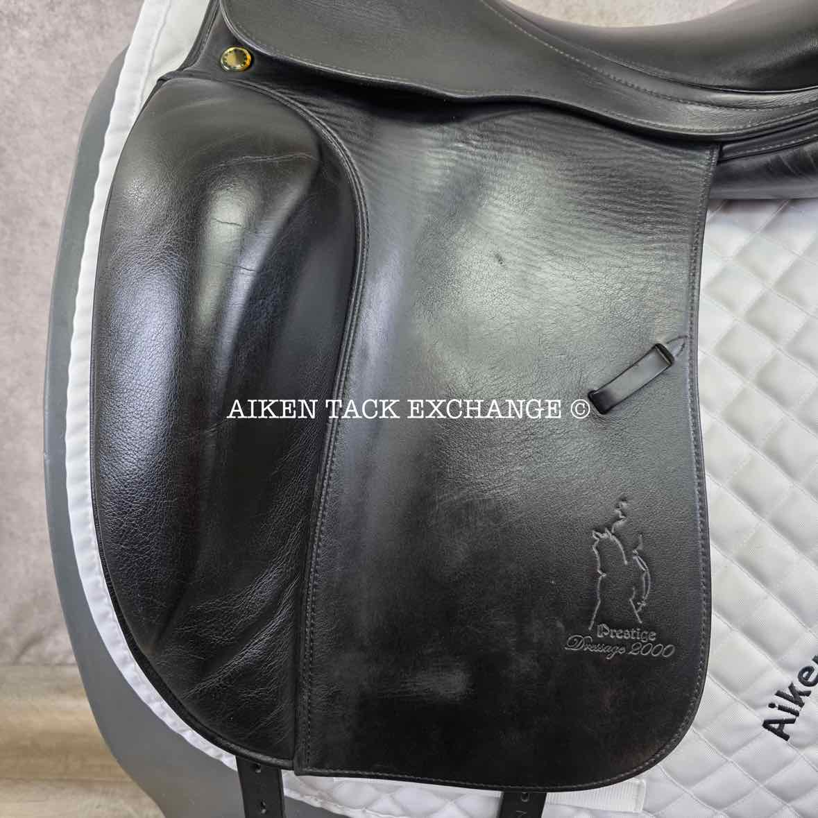 **On Trial** 2006 Prestige Dressage 2000 Saddle, 18" Seat, 35 Tree - MW, Wool Flocked Panels