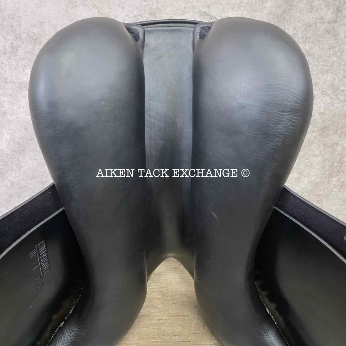 2014 Amerigo Vega Dressage Saddle, 17" Seat, Medium Wide, Wool Flocked Panels
