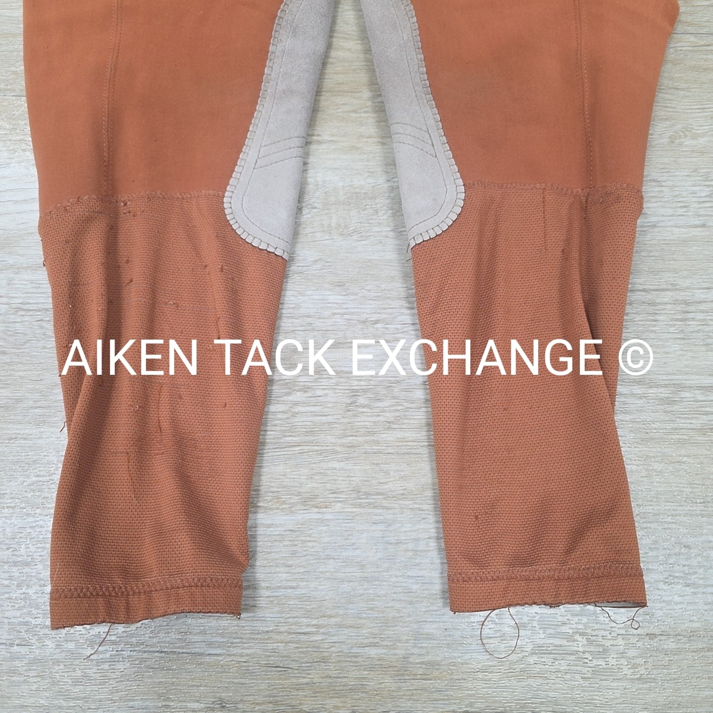 BARGAIN BUNDLE: Tuff Rider & Tailored Sportsman Breeches, 32 & Ovation Breeches,