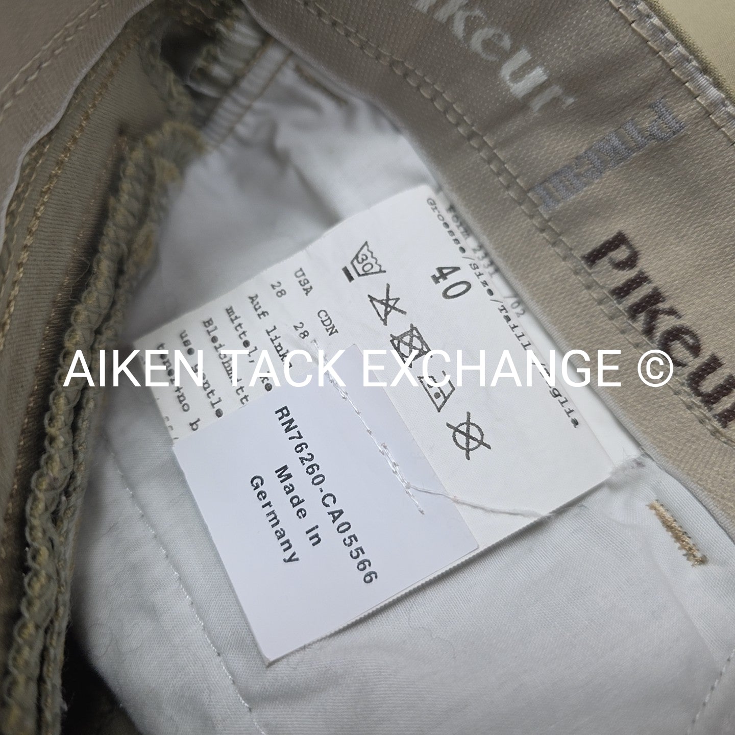 Pikeur Landy Hunter Knee Patch Breeches, Size 28