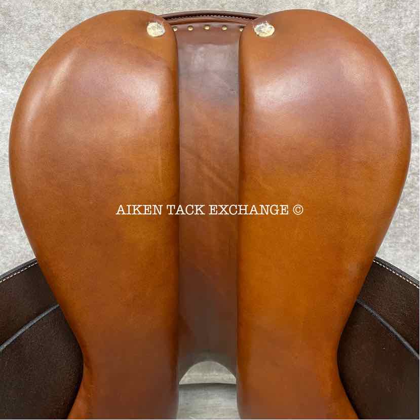 Bruno De Heusch - BDH Close Contact Jump Saddle, 17" Seat, Medium Tree, Foam Panels