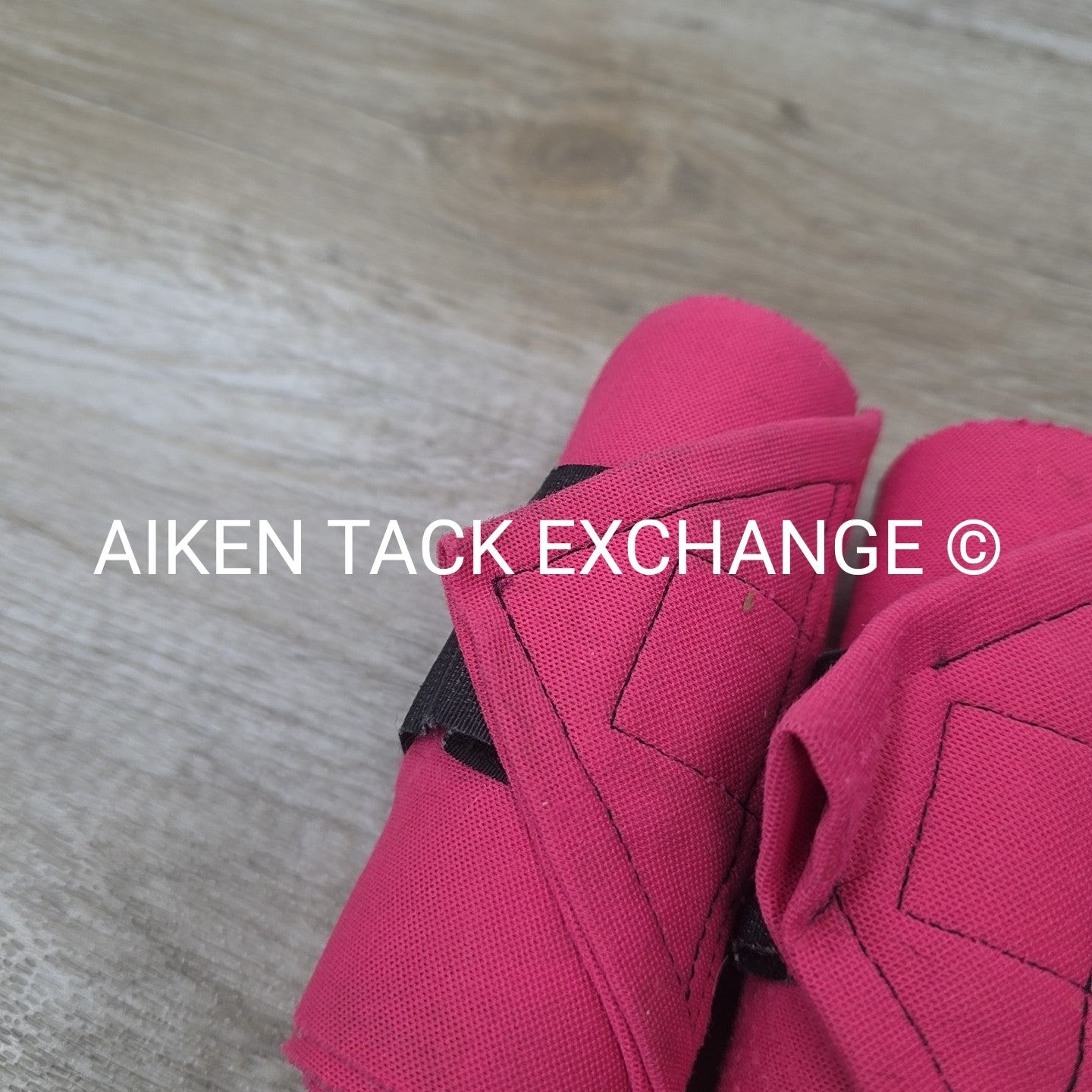 Standing Wraps, Set of 4