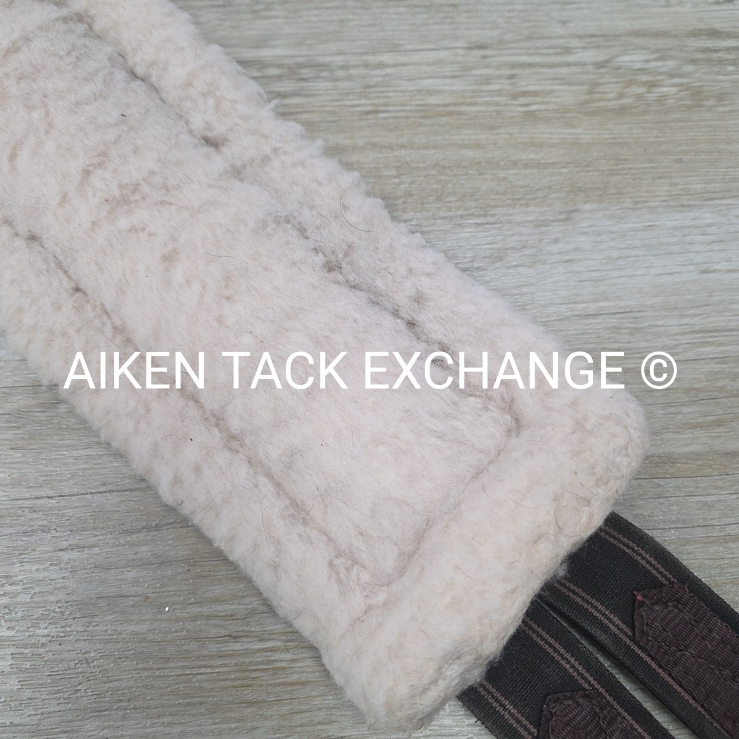 Shires Fleece Girth with Double End Elastic, Brown, 56"