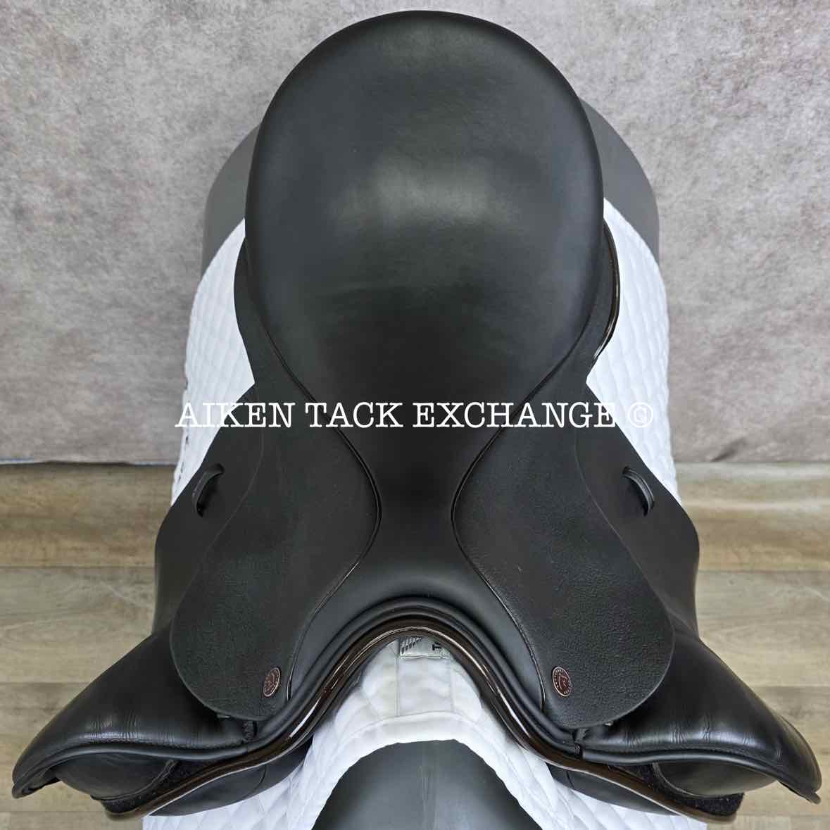 **SOLD** Dresch Phoenix Dressage Saddle, 18" Seat, Short Flap, Wide Tree, Wool Flocked Panels