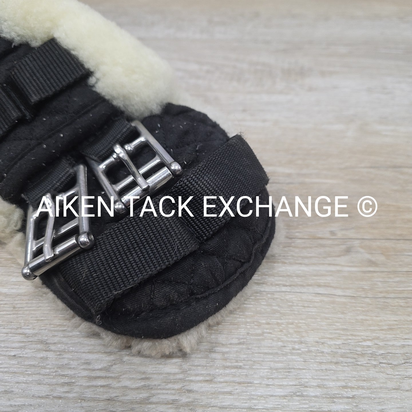 Horze Harleigh Sheepskin Girth, Back, 24"