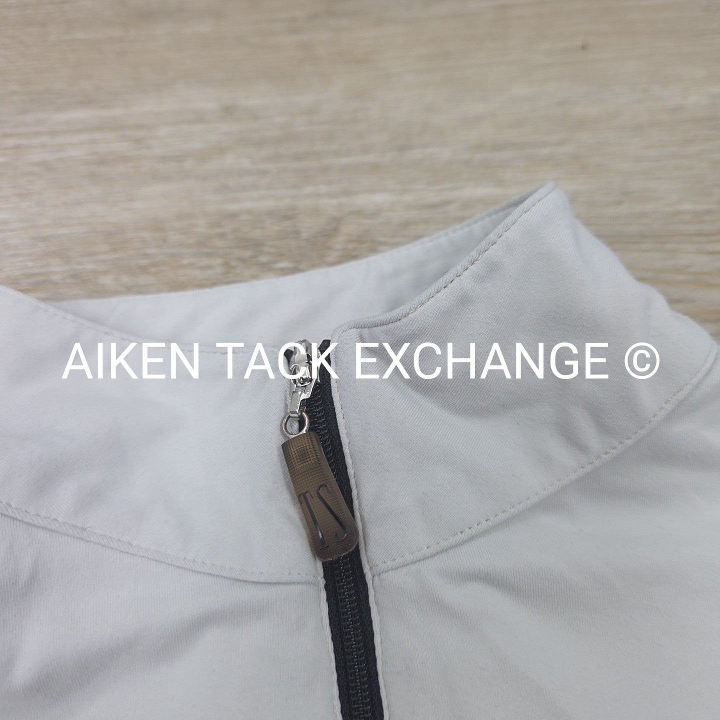 Tailored Sportsman Long Sleeve Sun Shirt, Size Medium