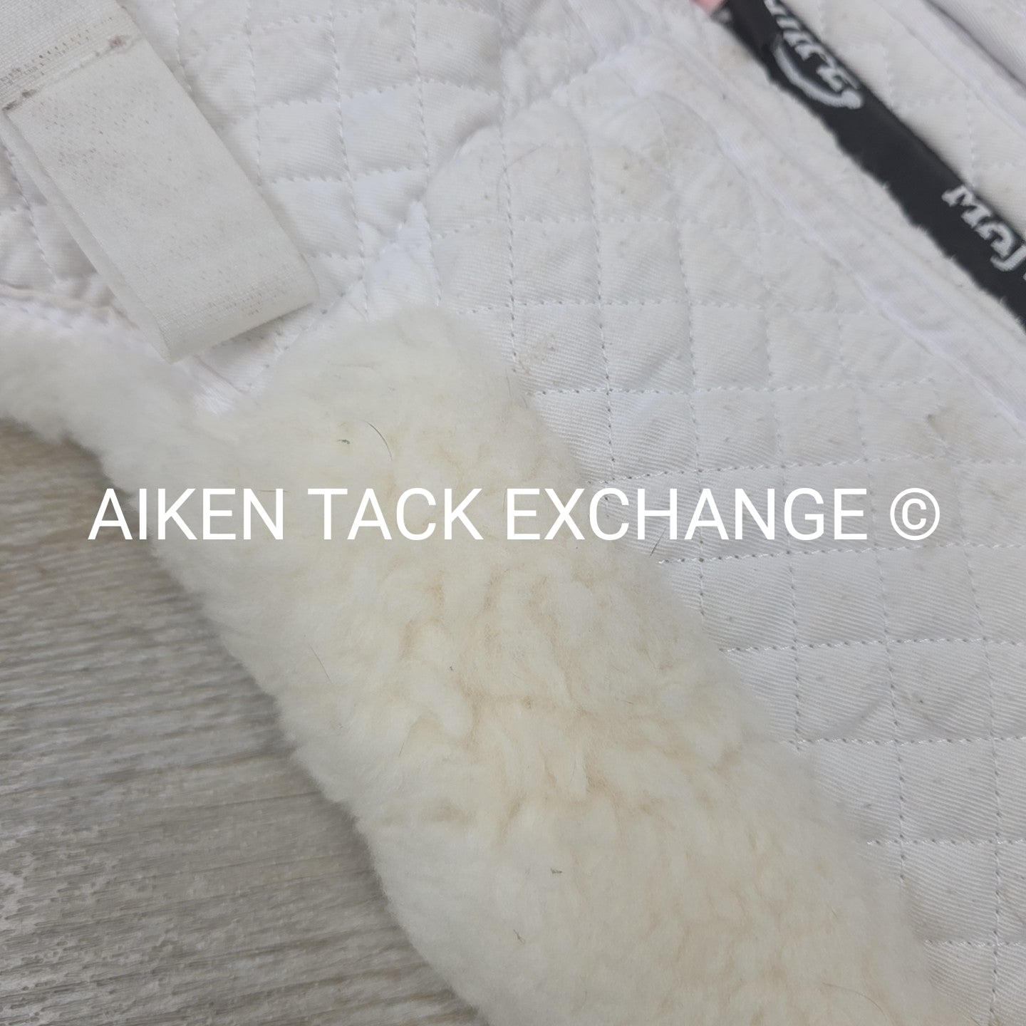 Majyk Equipe Ergonomics Correction Sheepskin Half Pad with Impact Shims, Size Me