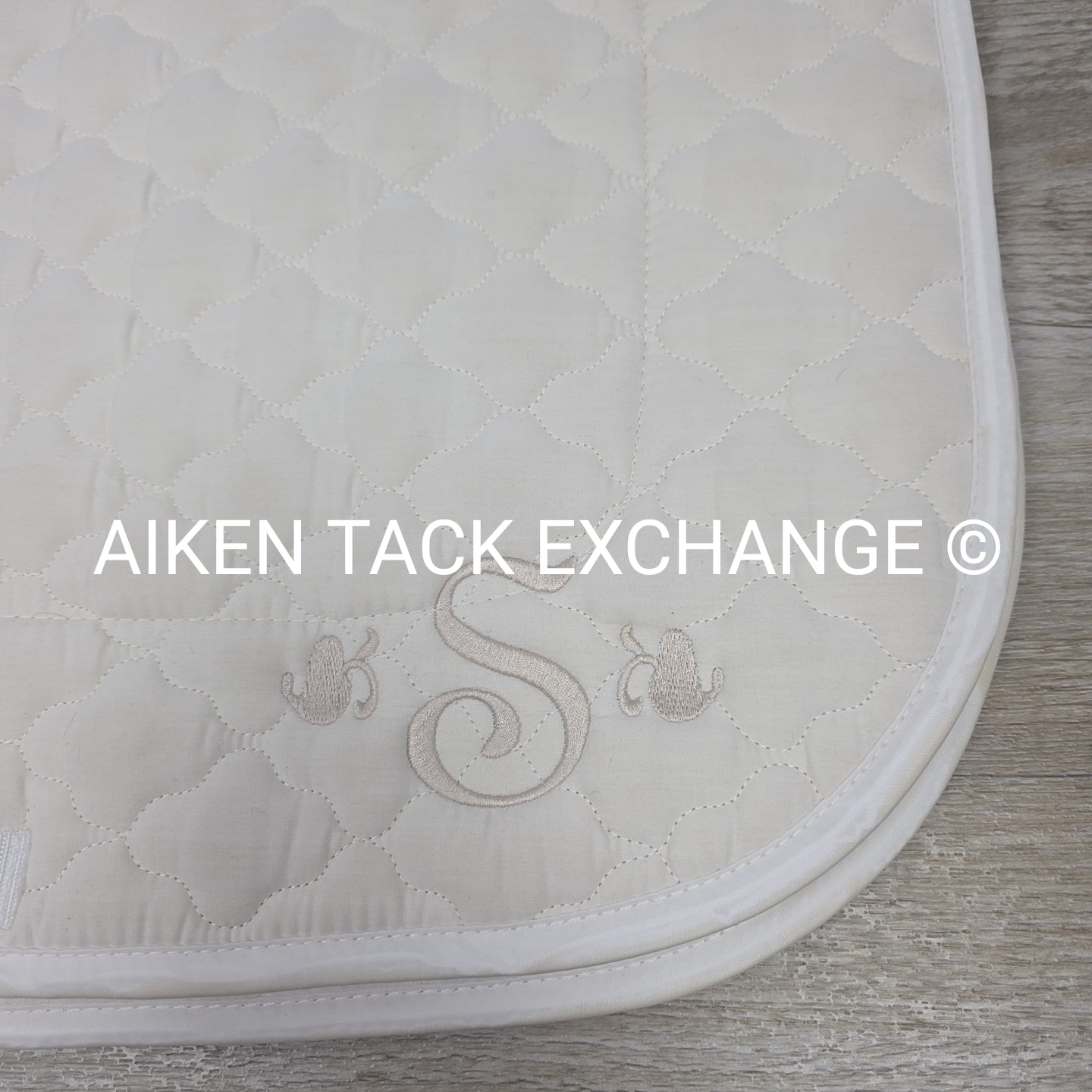 BARGAIN BUNDLE: 1 Horze, 1 Dover Saddlery Quilted All Purpose Saddle Pads