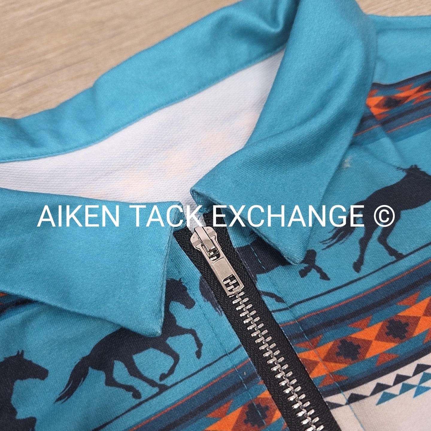 Long Sleeve 1/4 Zip Top, Size X-Large