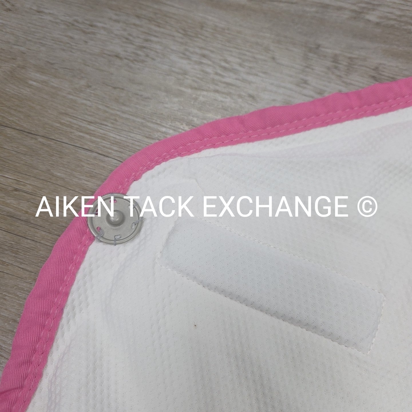 Fenwick Equestrian Pop Star Dress Sheet Sporty Cooler, 68"