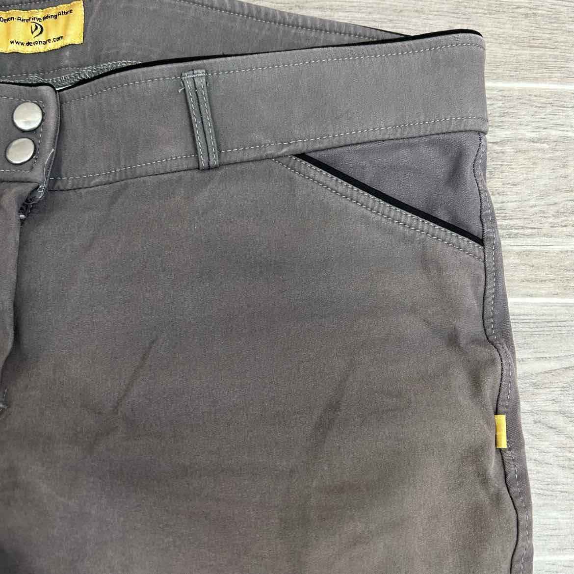 Devon-Aire Knee Patch Breeches, Size 34