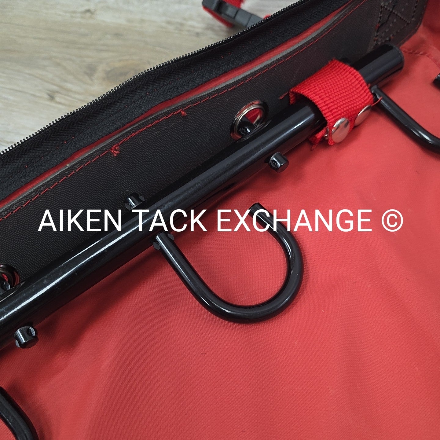 Schneiders 3 Hook Portable Tack Rack