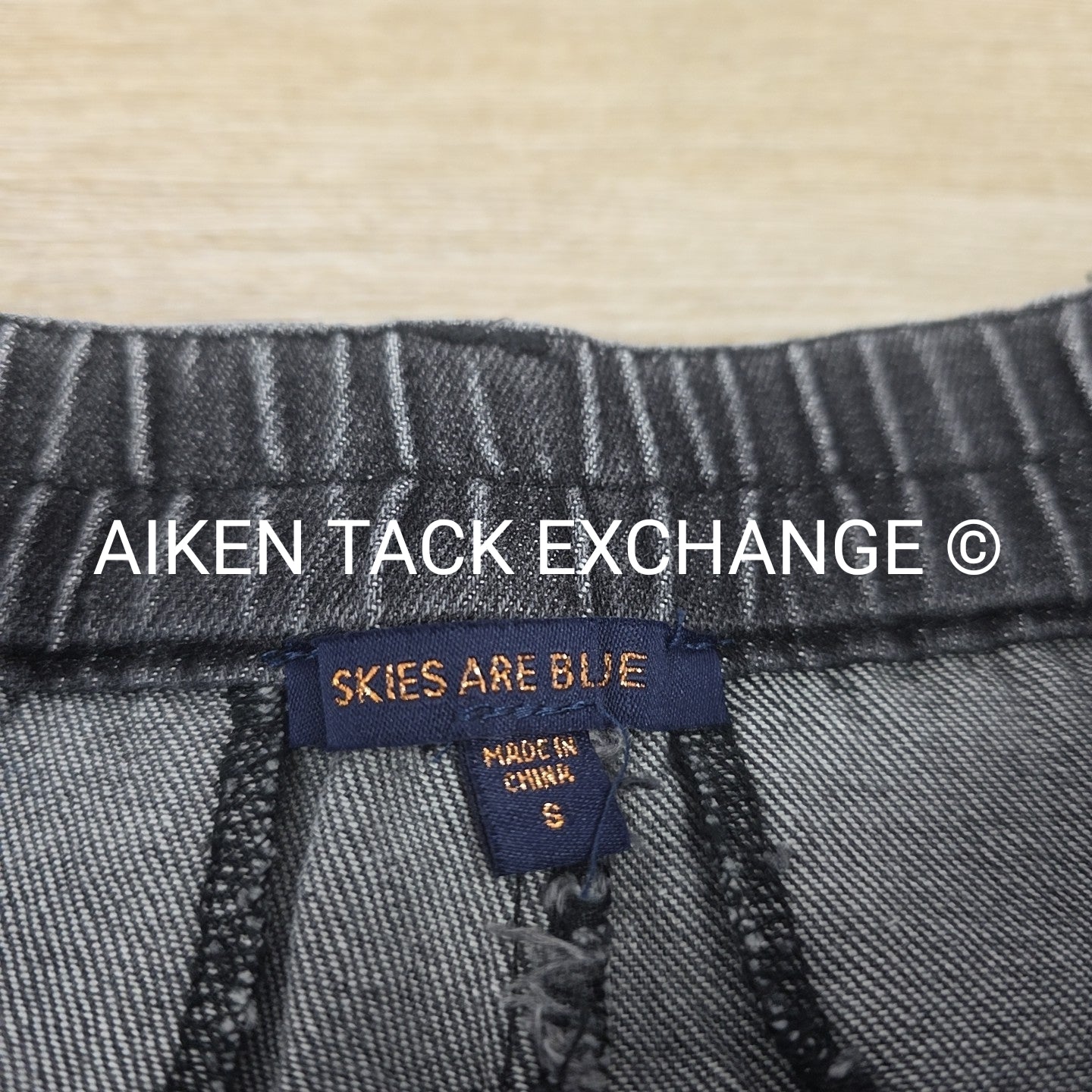 Skies Are Blue Elastic Waist Wide Leg Rhinestone Jeans, Women's Small