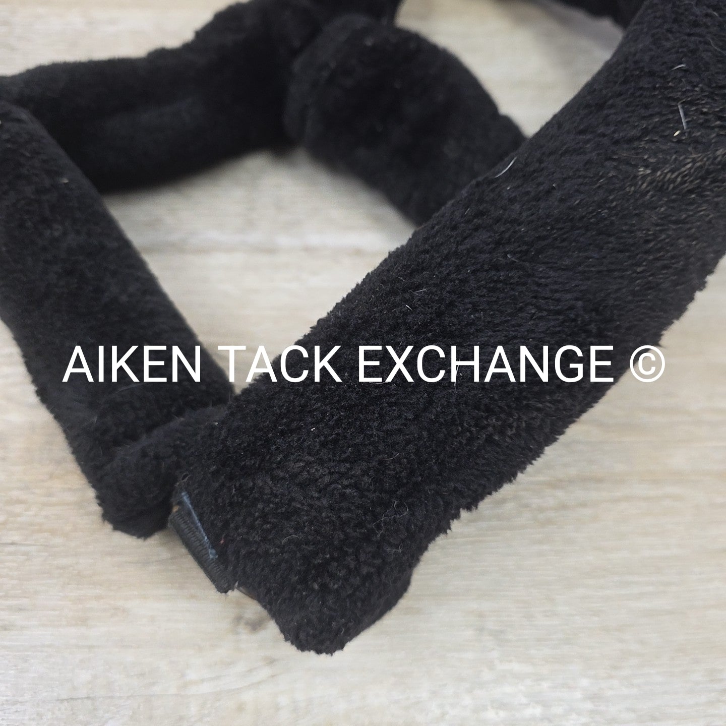 Cameo Fleece Halter, Black, Size Full